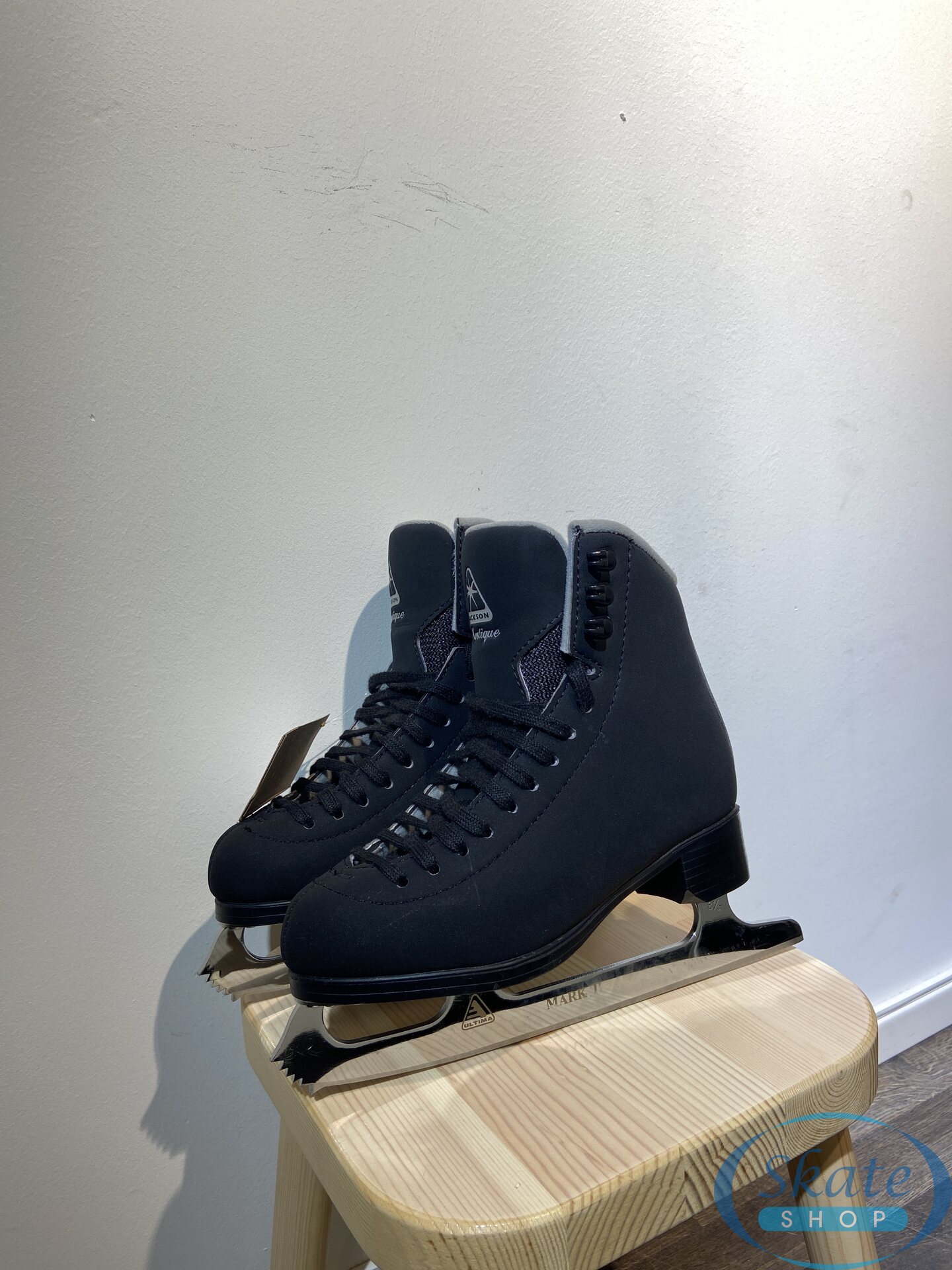Jackson Mystique 1 + Mark II 8 2/3