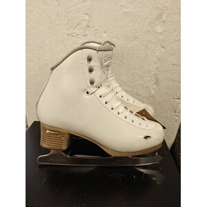 Debut Low cut 5.5 W + Coronation Dance 9.25", käytetty