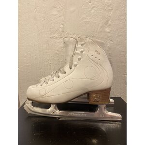 Royal Pro 240, + Matrix Legacy 9" käytetty