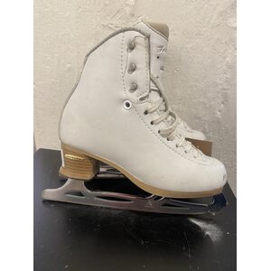 Freestyle 3R, + Legacy 8 81/4" käytetty