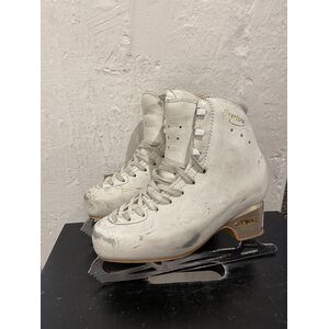 Overture 220 + Legacy 8", käytetty