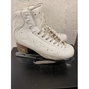 Dance Elite 245 + Finesse 9.25", käytetty