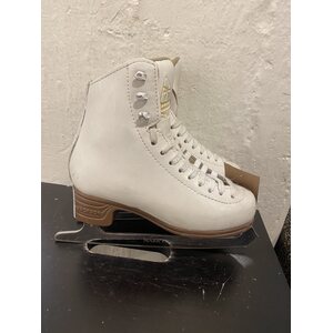 Artiste 1 + Mark |V 8", käytetty