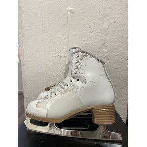 ULKOLUISTIN Debut 9 R + Coronation Ace 9.75", käytetty