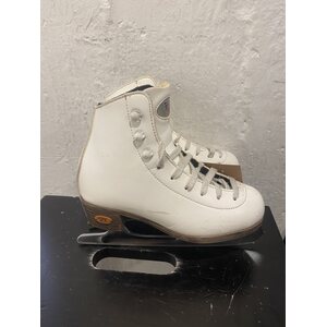 Peruskenka J13+perusterä 7 2/3, käytetty