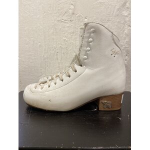 Electra Light 240 PELKKÄ KENKÄ, käytetty