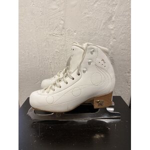 Royal Pro 225, + Coronation Ace 8.50" käytetty