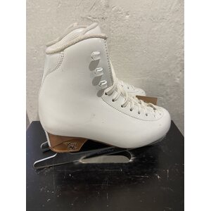 Antares 230 + recreational , käytetty