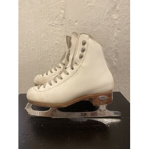 Peruskenkä 13W, + Coronation Ace 8" käytetty