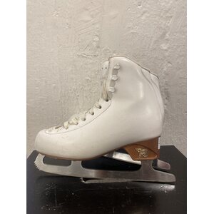 Antares 230 + PT8 2/3, käytetty