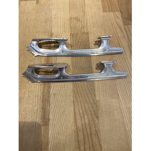 Matrix Freestyle 9.25", käytetty