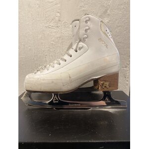 RF 3 Pro 245C + Supreme Apex 9", käytetty