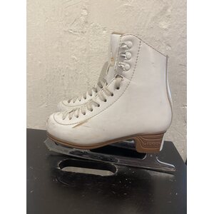 Mystique 1 1/2 + perusterä 9", käytetty